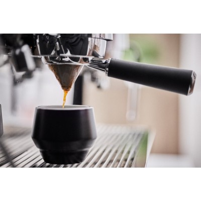 Victoria Arduino Black Eagle Maverick usnadní práci baristy při přípravě filtrované kávy